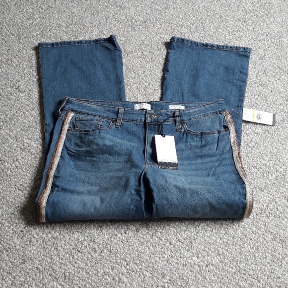 New Side Stripe High Waist Crop Kick Flare Jeans - Picture 4 of 9